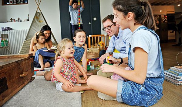 CLOTILDE NOËL, L’AMOUR TOMBÉ DU CIEL | LA VIE – Tombée du Nid