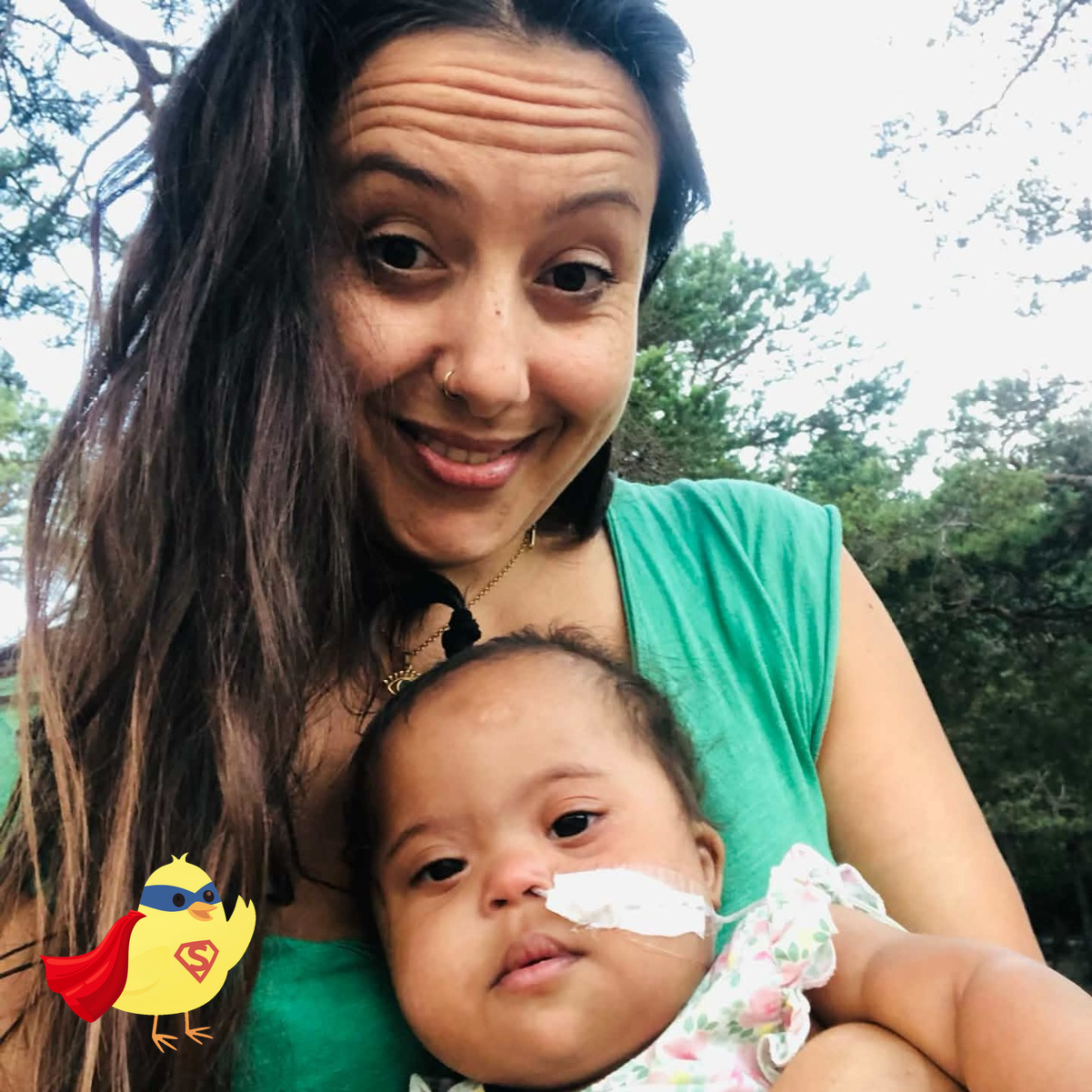 Sarah et sa fille Malia, née avec une trisomie 21 malgré un dépistage négatif